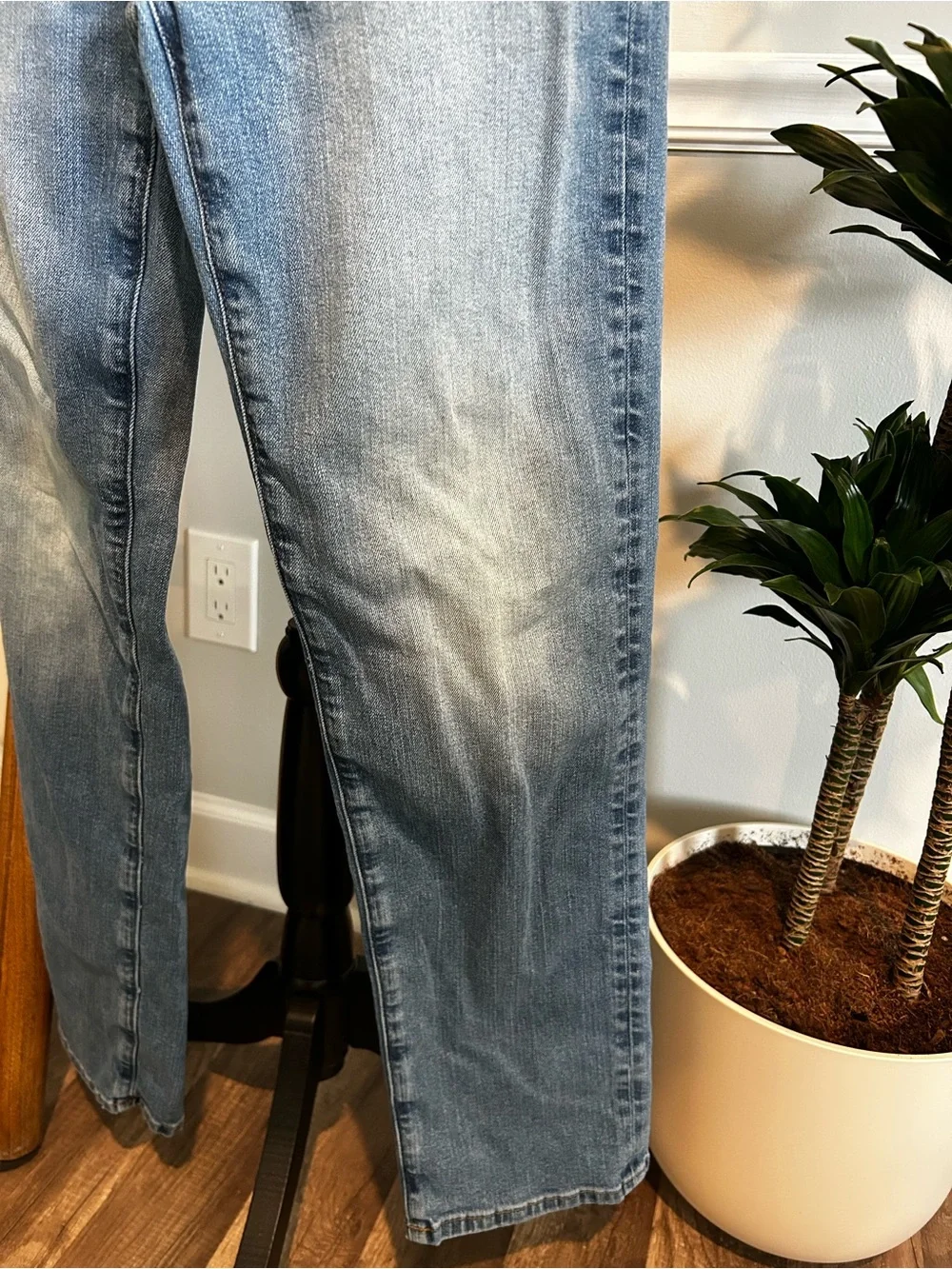 American Eagle Outfitters Light Blue Straight Men’s Jeans Size 28 x 30